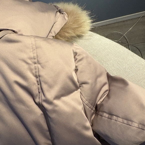 🔥 Soia & Kyo Women's Beige down and fur Puffer Jacket SzM - Picture 6 of 8